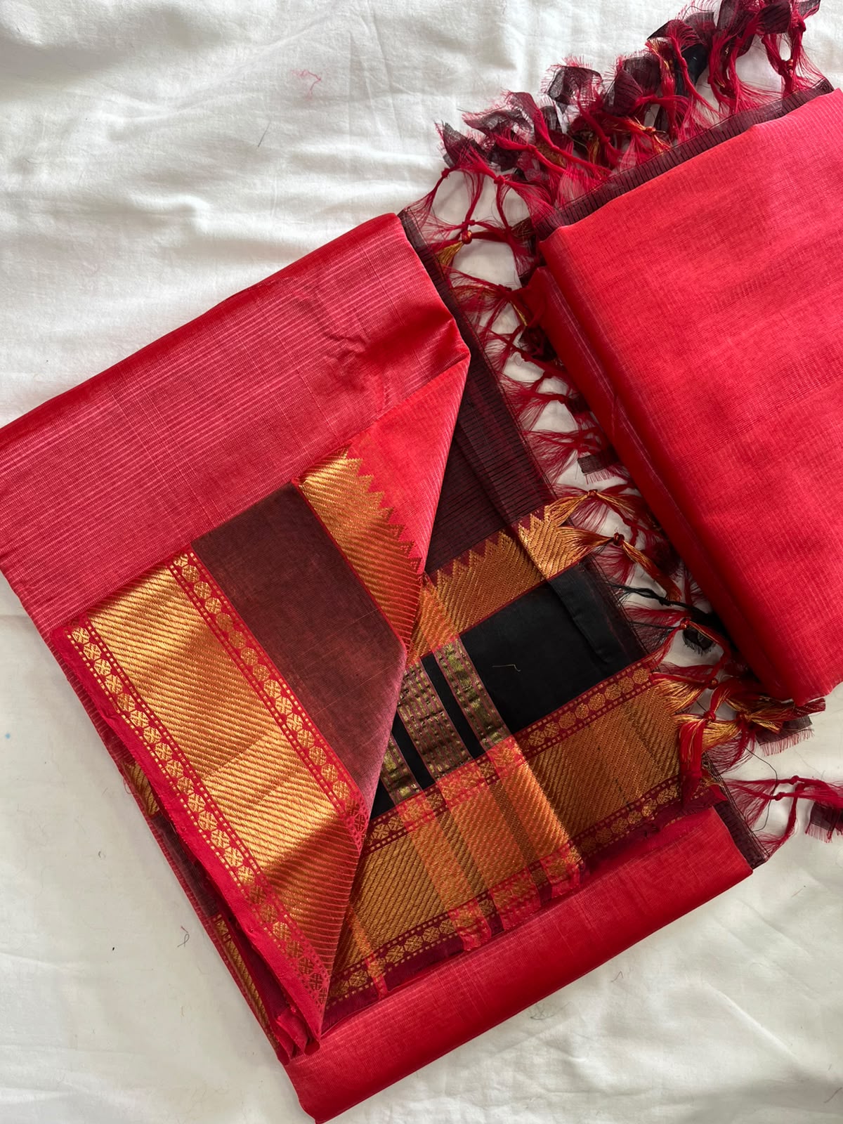 Mangalagiri Handloom Pattu by Cotton Saree