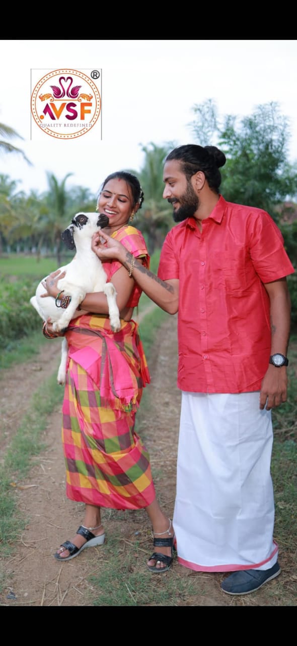 Arani kovai paalum pazhamum checked pattu saree