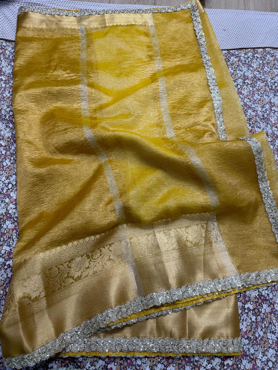 Banarasi dyable soft tissue crushed saree