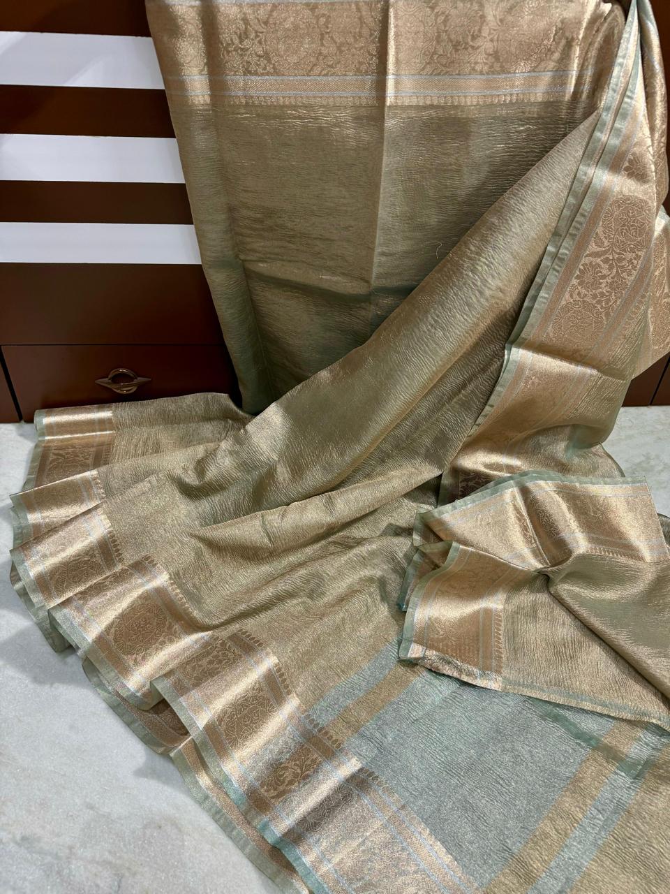 Banarasi dyeable soft tissue crused saree