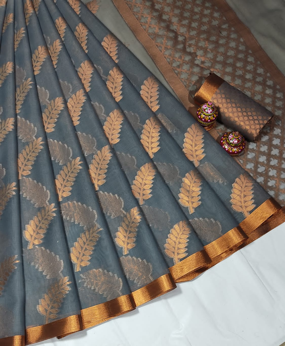 Vaparimal Savaldas Wholesale Studio - If you're a fan of heavy work blouse  with light weight sarees then we've got just the perfect fit for you! These  beautiful Benarasi silk sarees available