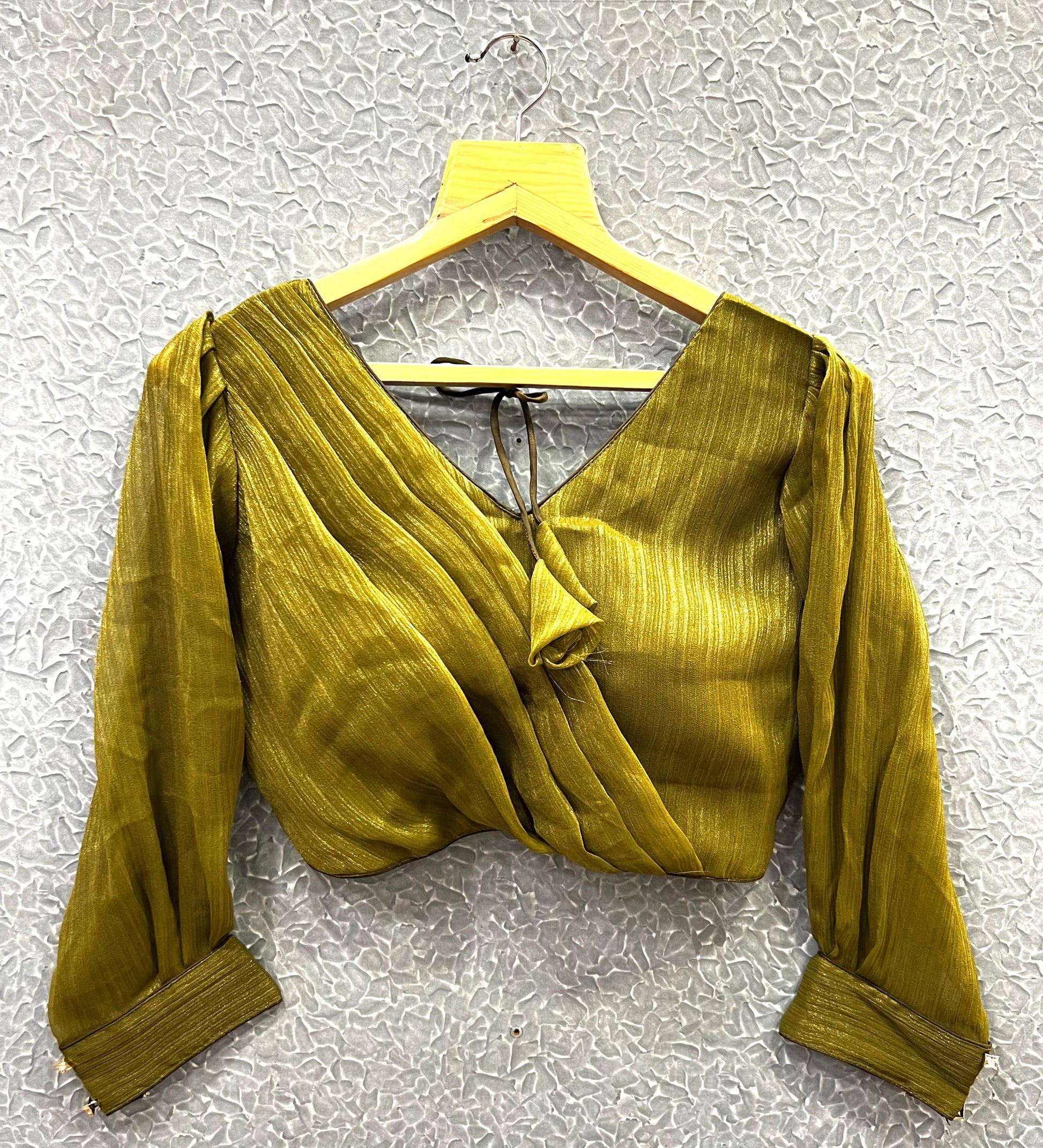 Blouse Has Two Tone Heavy Georgette Shining Material