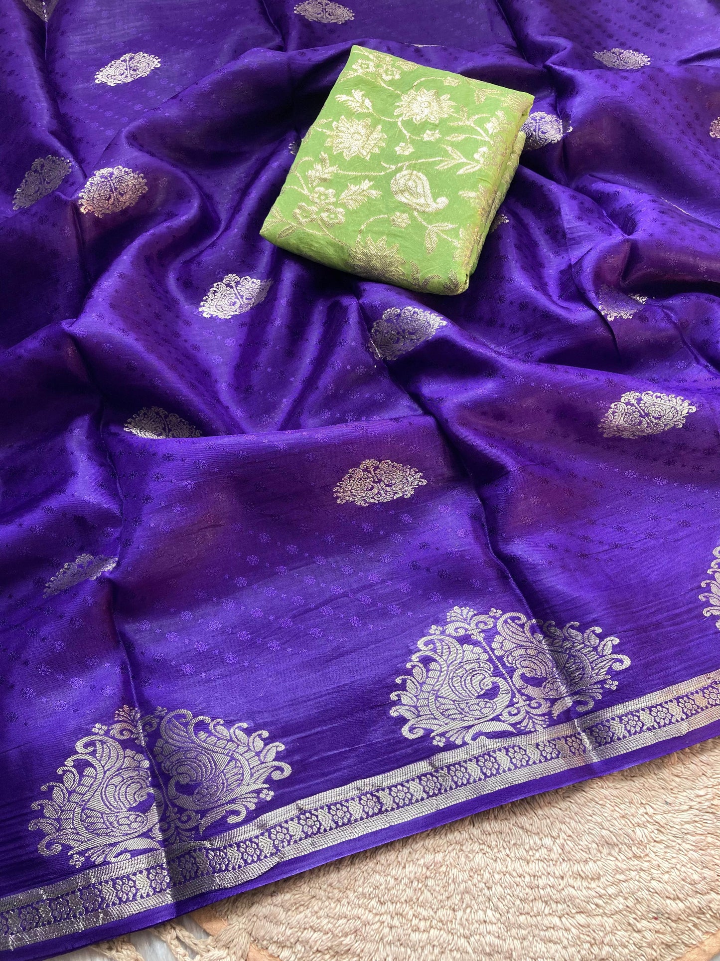 Crepe dola silk saree