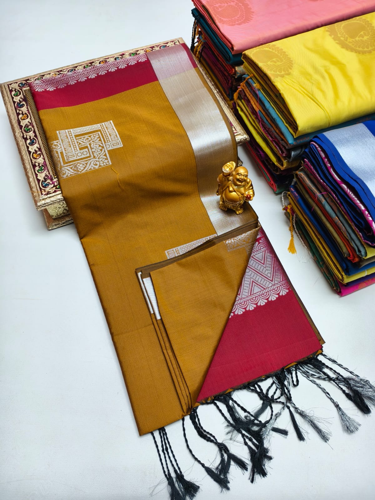 Fancy Soft Silk Borderless Saree