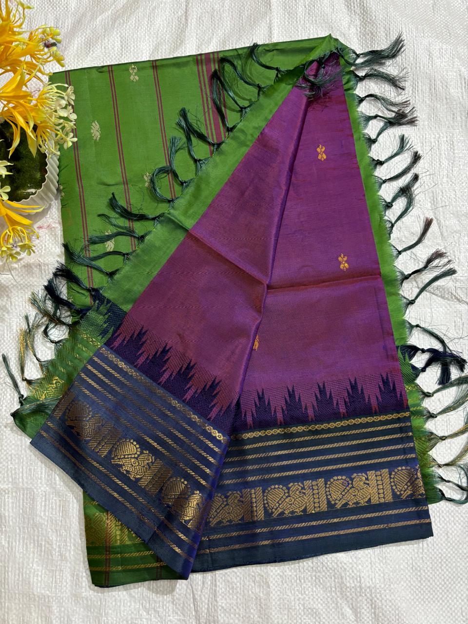 Vazhai Pattu Temple Border Saree