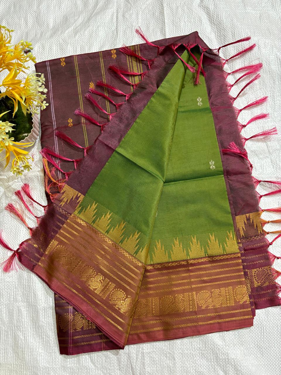 Vazhai Pattu Temple Border Saree