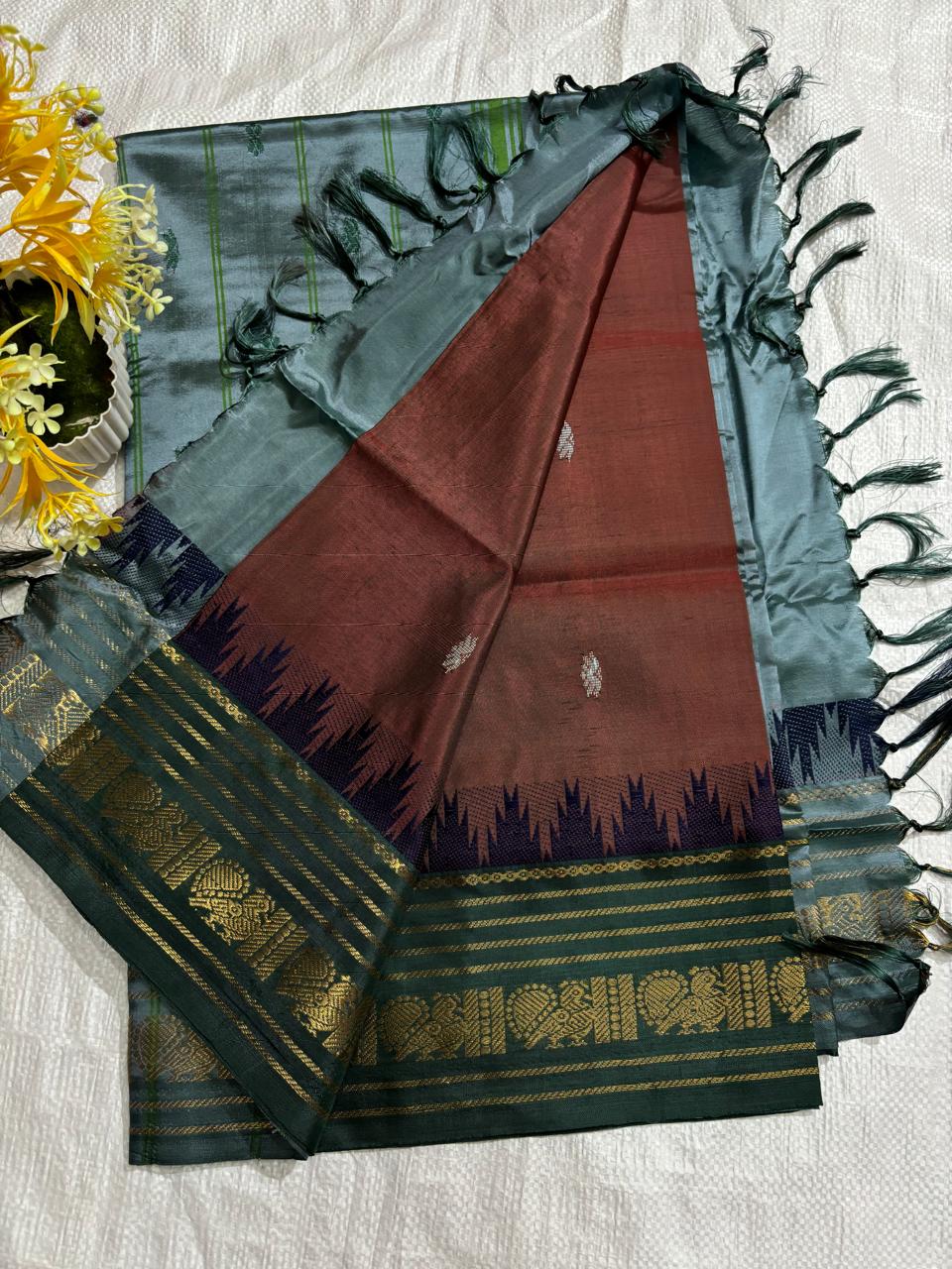 Vazhai Pattu Temple Border Saree