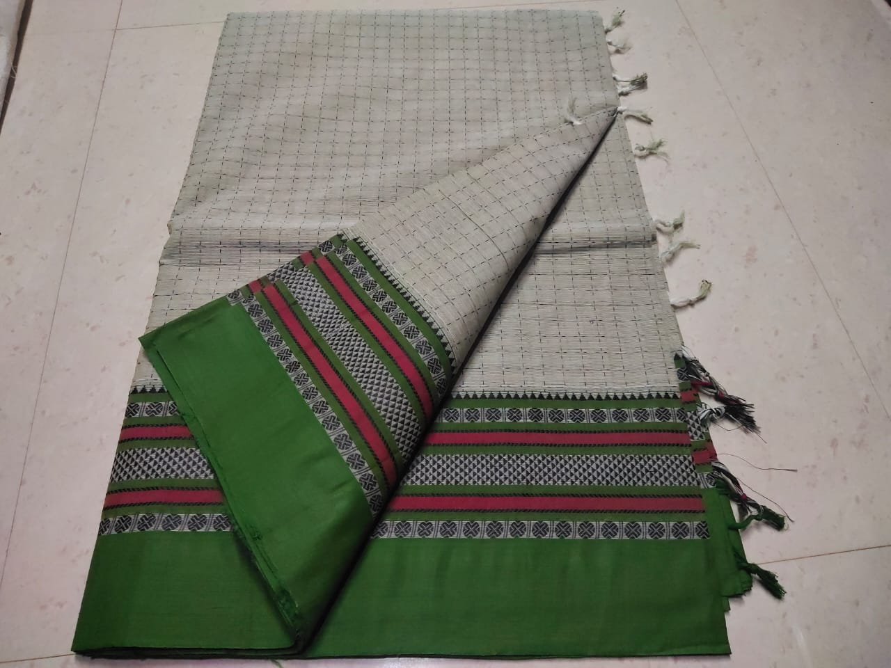 Kanchi cotton korvai checked saree