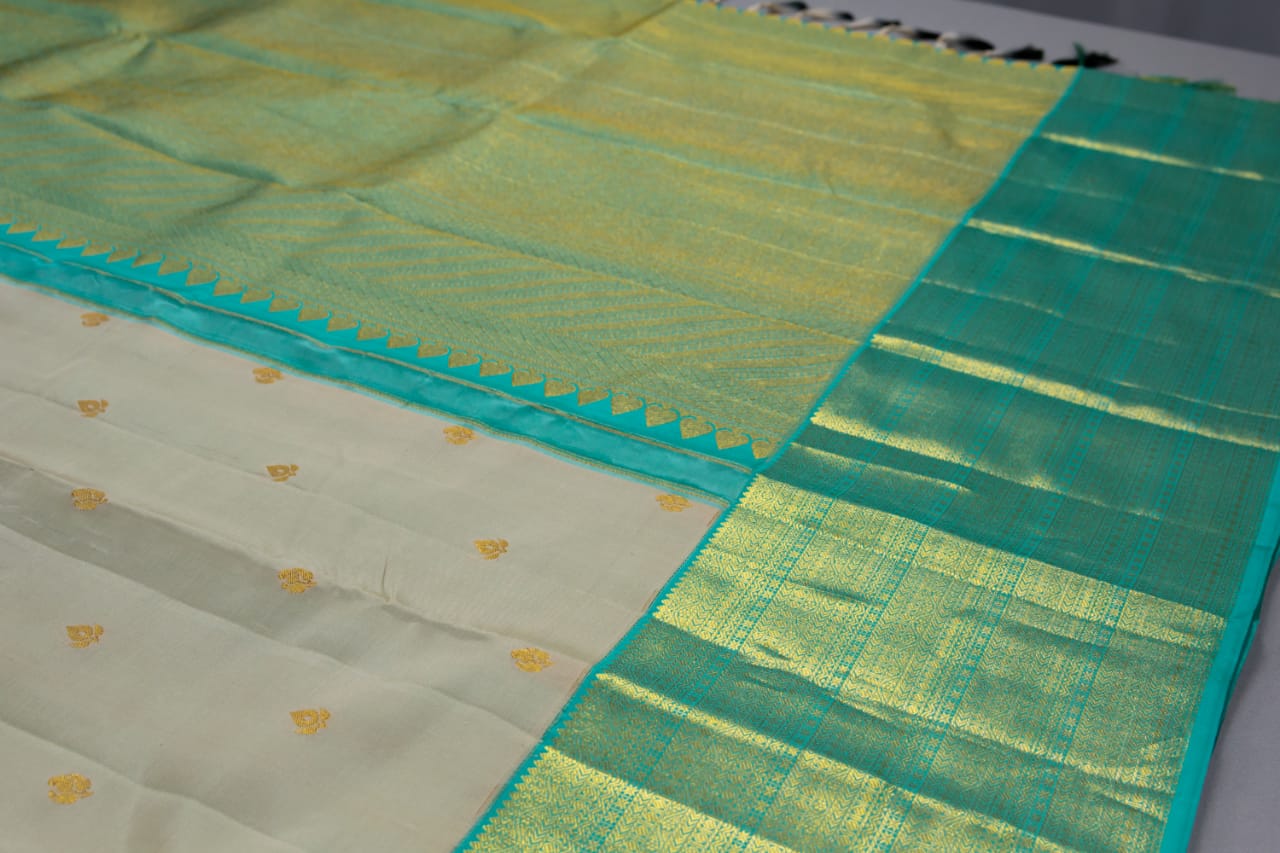 Kanchipuram Kadaiyal Weave Silk Saree