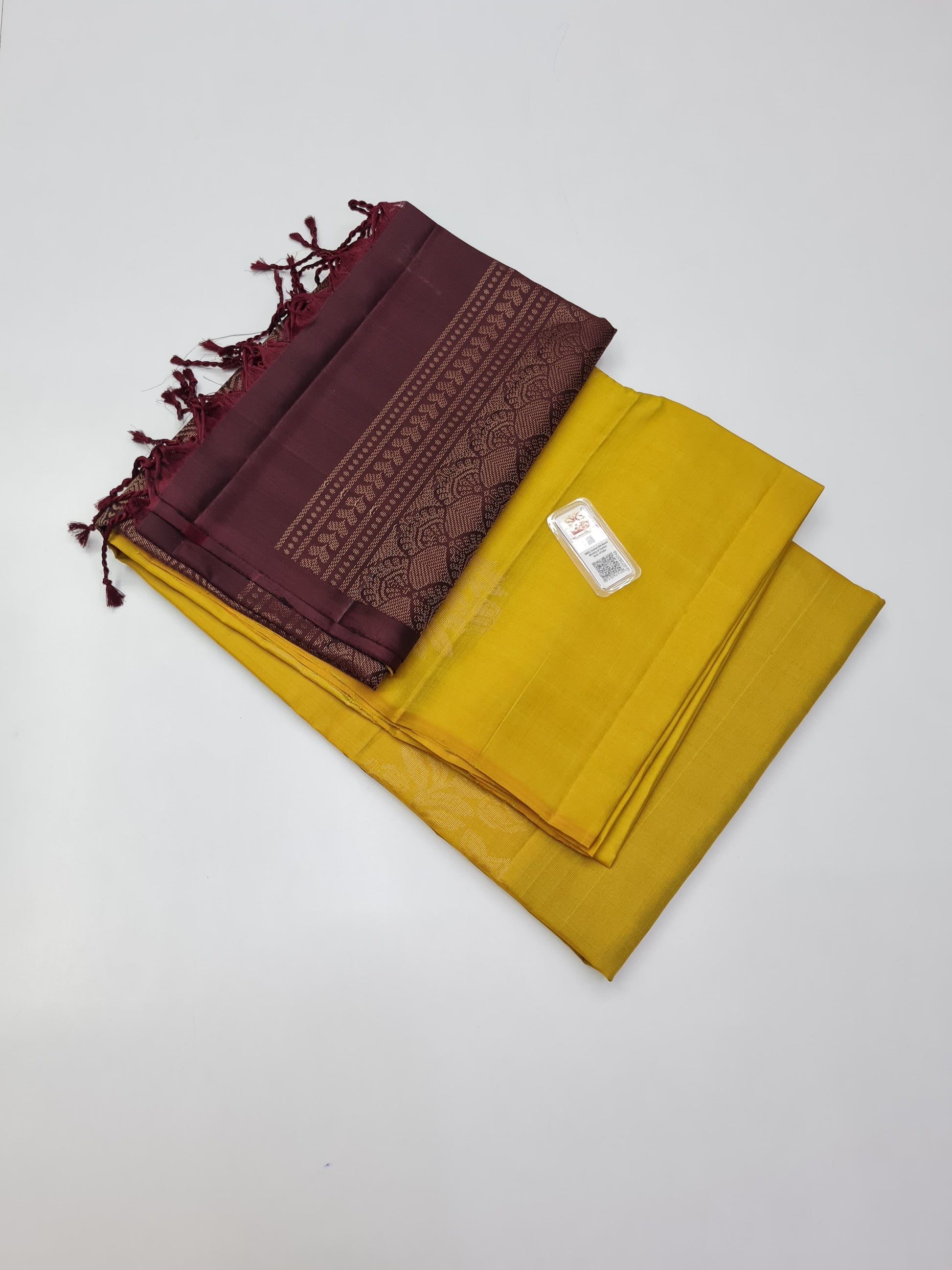 Kanchipuram Pure Borderless Soft Silk Saree