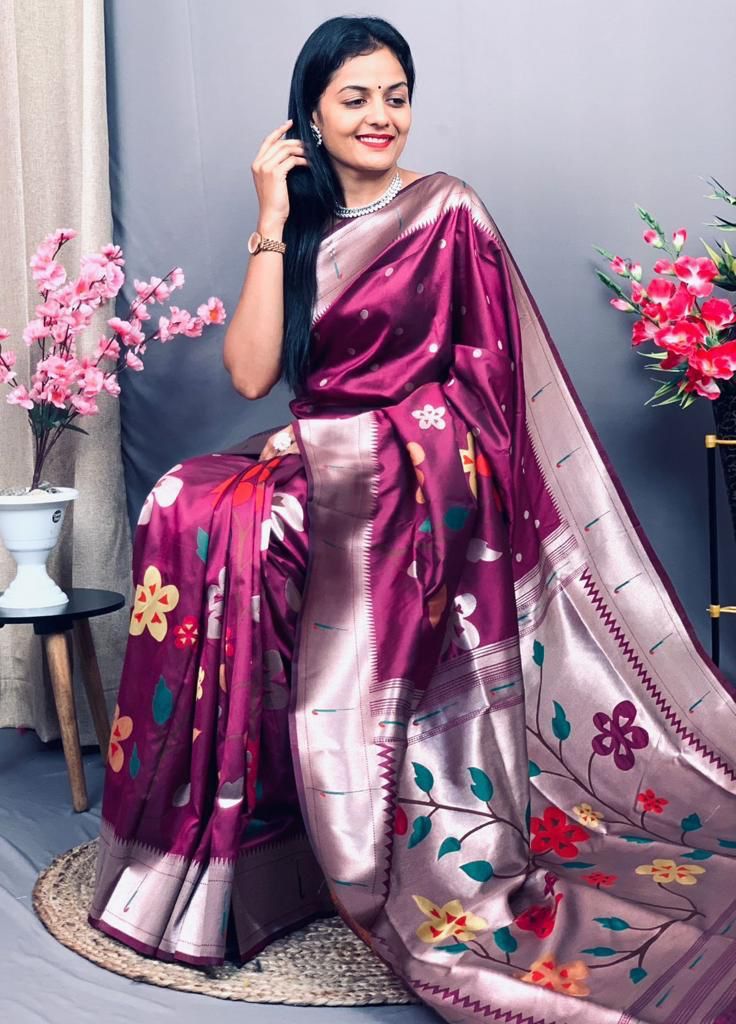 Kuberan White 9 Yards Silk Saree Bangalore – Kuberan Silks