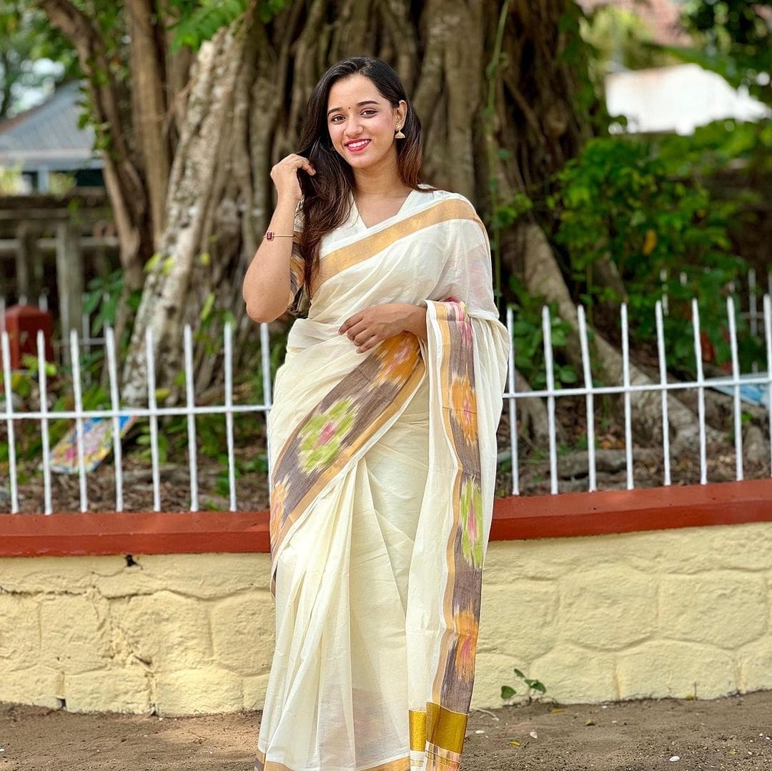 Kerala Kasavu Cotton Saree