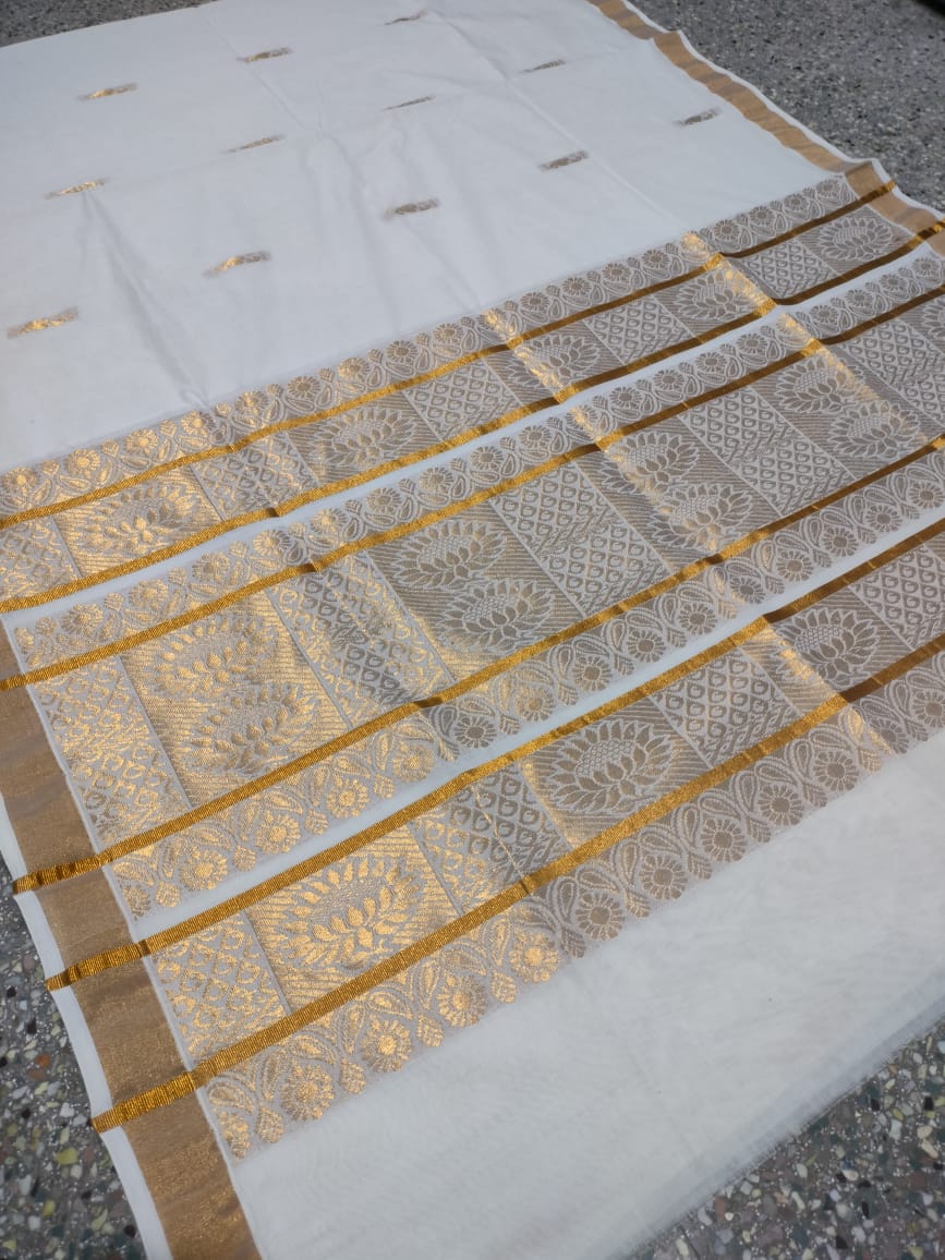 Kerala kasavu cotton saree