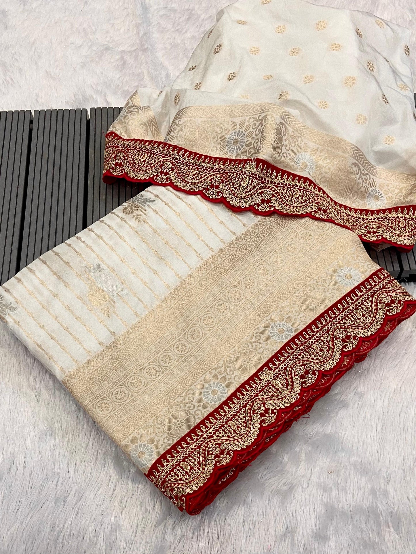 Designer Khadi Georgette Minakari Saree with Traditional Kanchi Borders