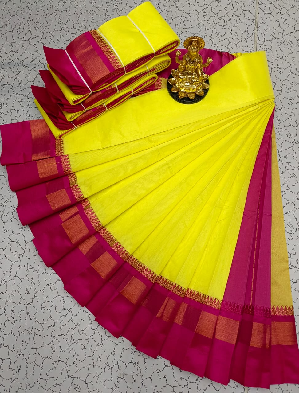 Silk Cotton Plain Saree