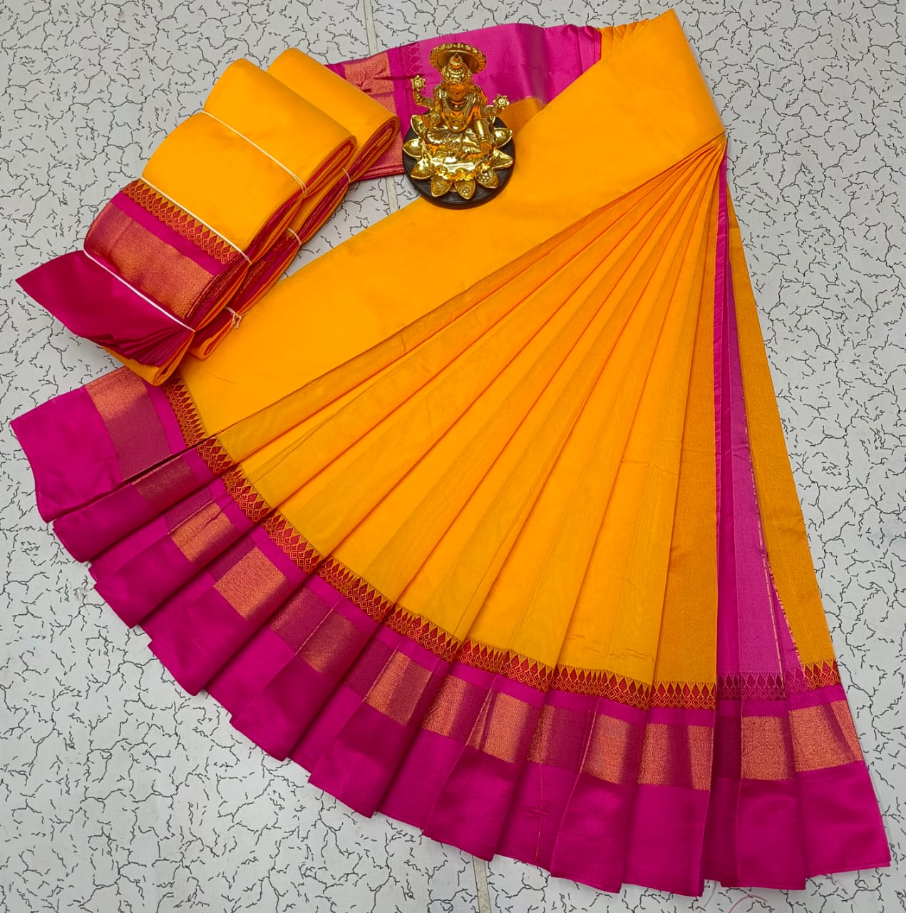 Silk Cotton Plain Saree