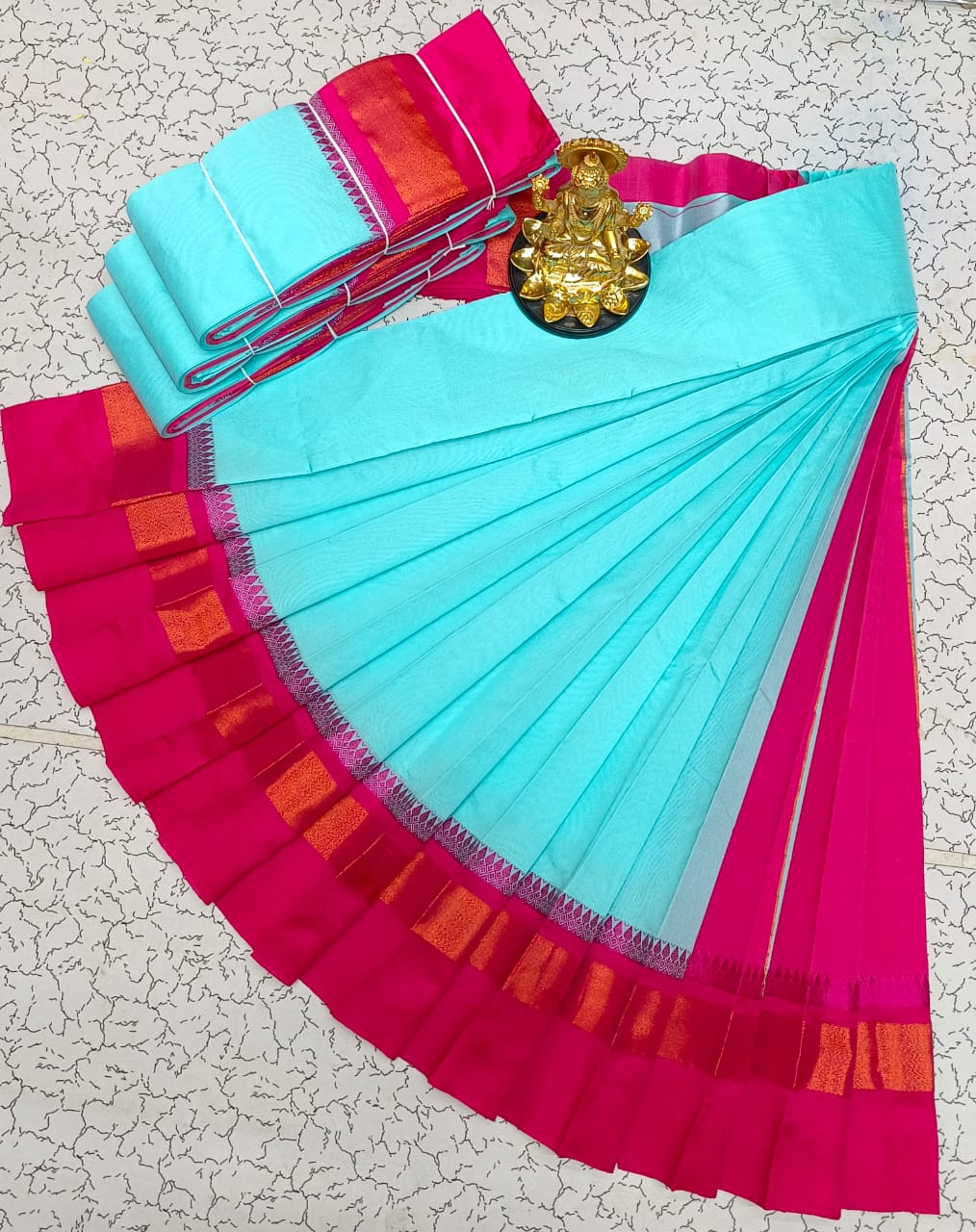 Silk Cotton Plain Saree