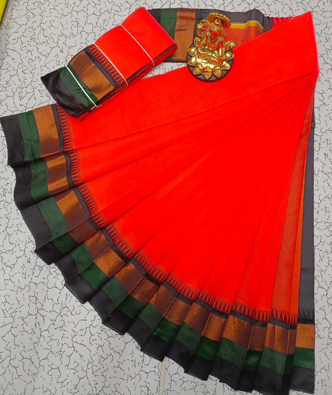 Silk Cotton Plain Saree