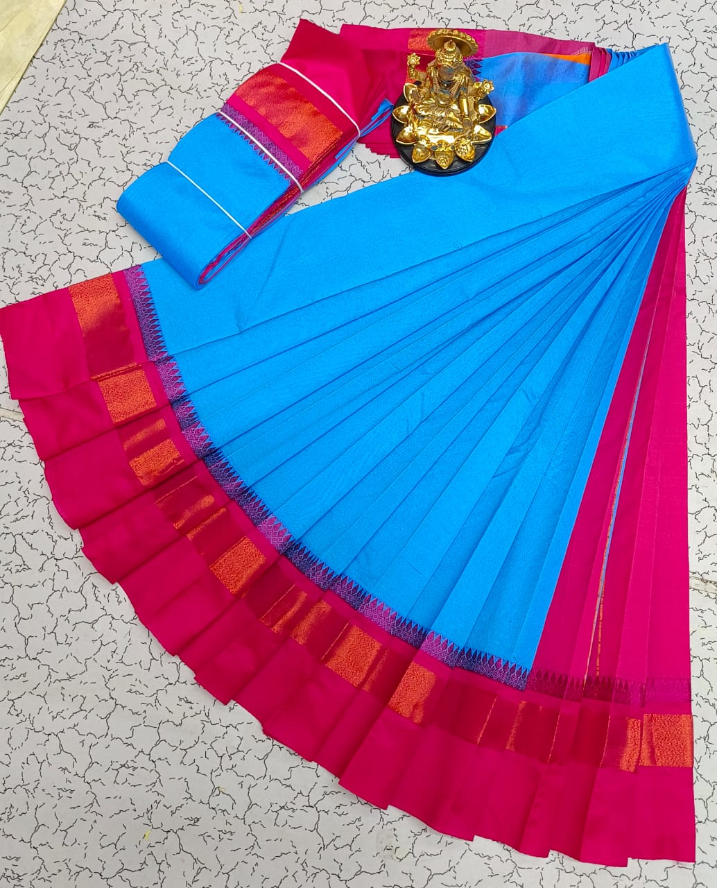 Silk Cotton Plain Saree