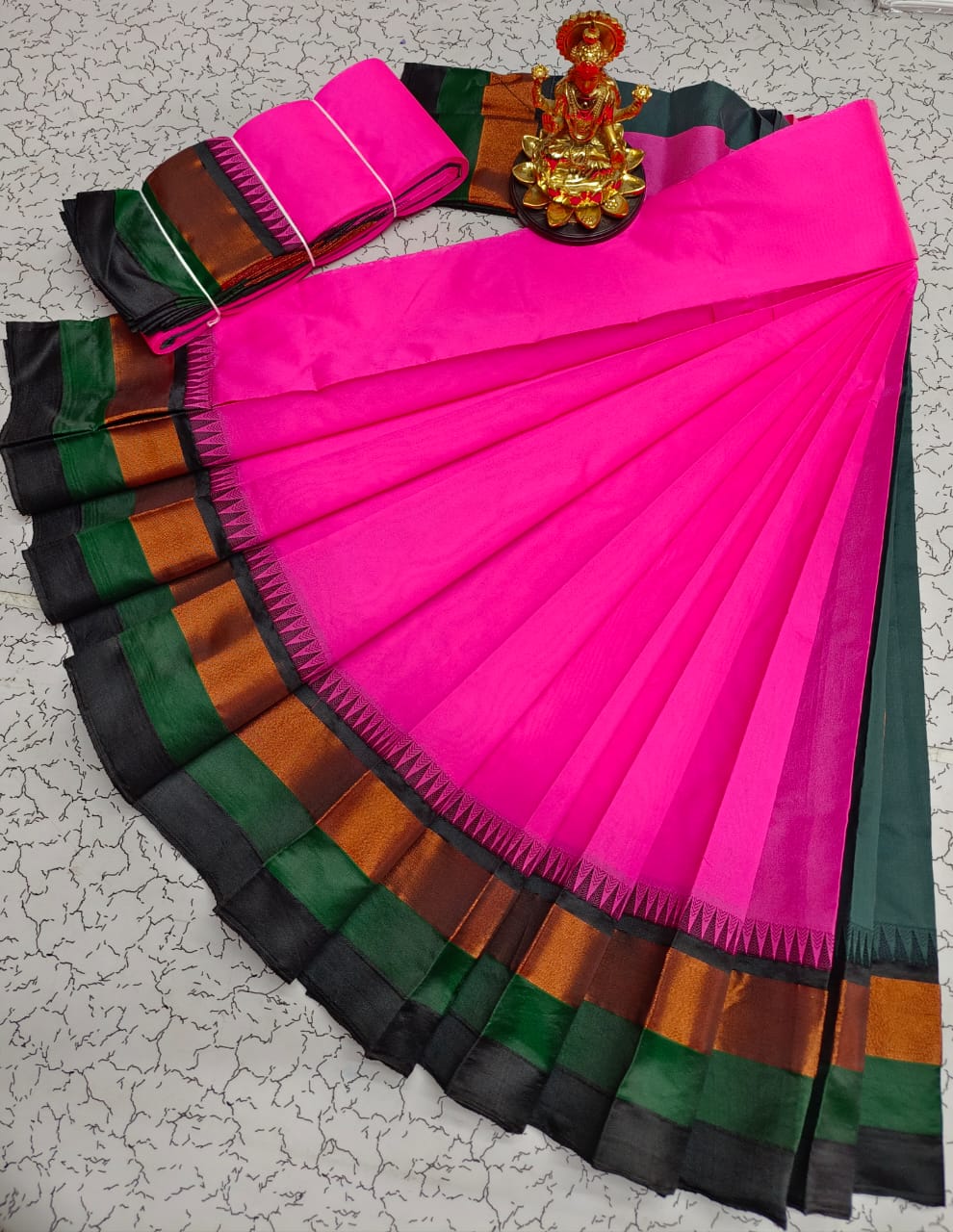 Silk Cotton Plain Saree