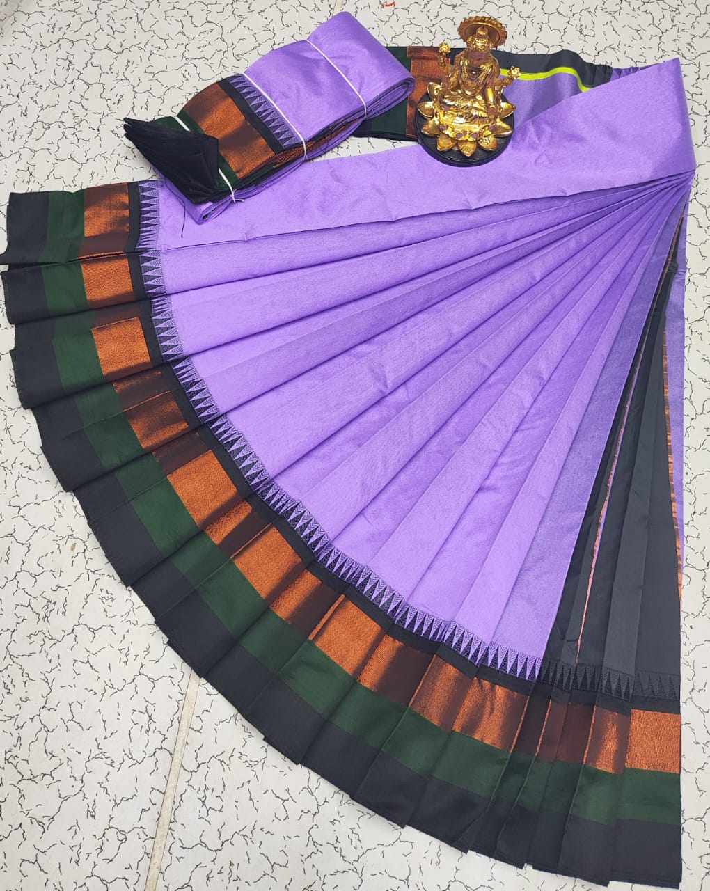 Silk Cotton Plain Saree