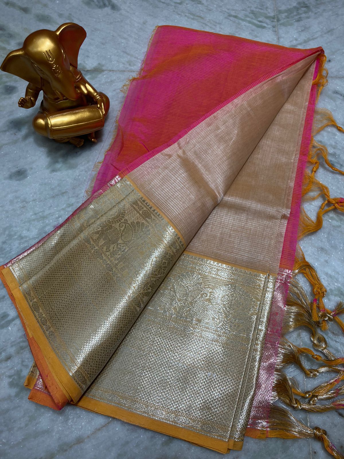 Mangalagiri pattu by cotton plain saree