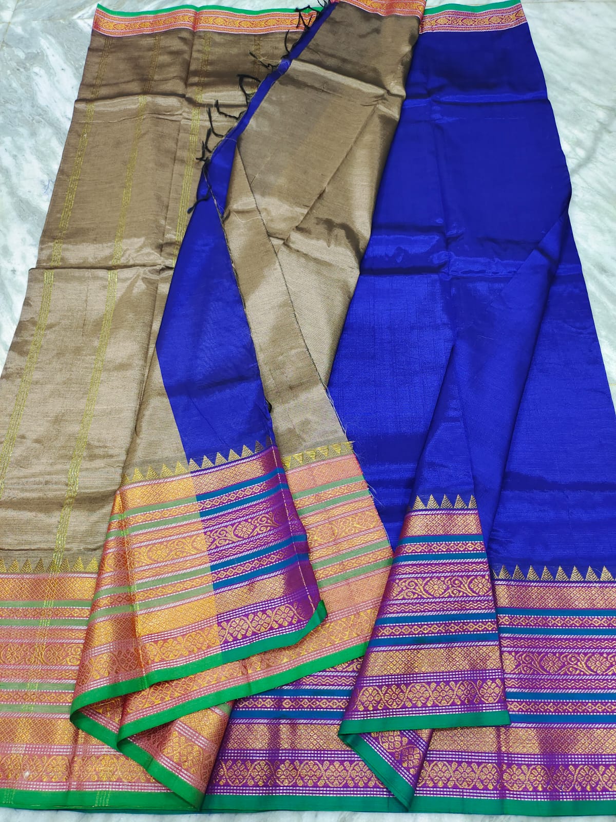 Chinnalampattu - vaalai pattu saree – www.vannamayil.com