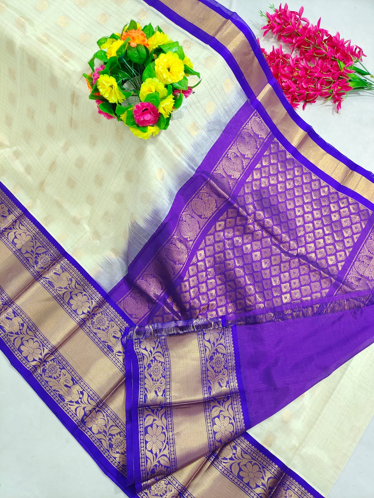 Kuppadam Pattu Kanchi Border Saree