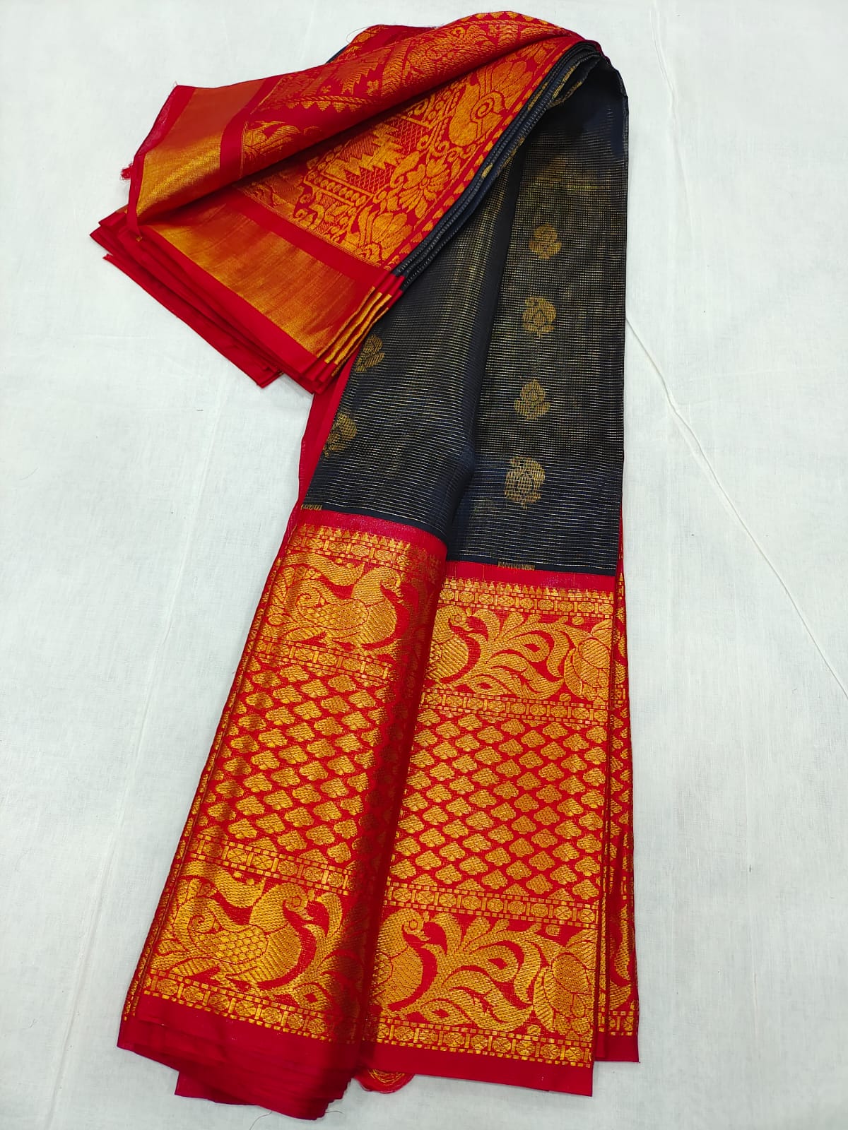 Kuppadam pattu kanchi border saree