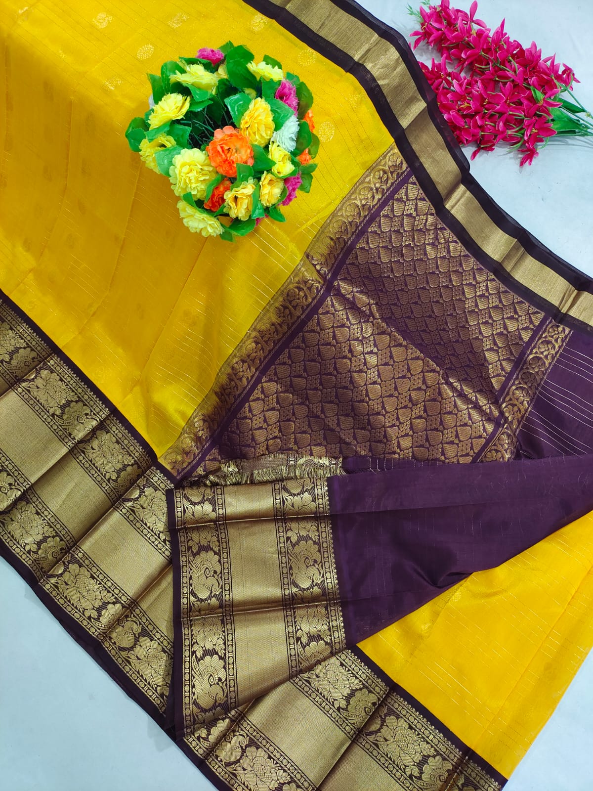 Kuppadam Pattu Kanchi Border Saree