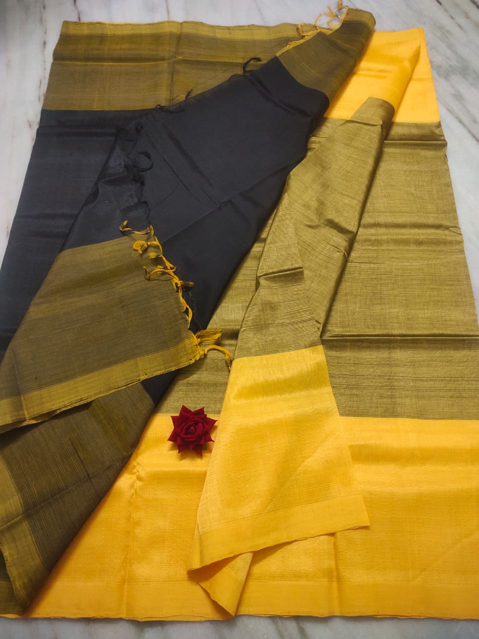 Mangalagiri pattu by cotton plain saree