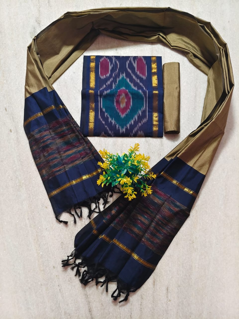 Mangalagiri pattu pochampalli border dress material set
