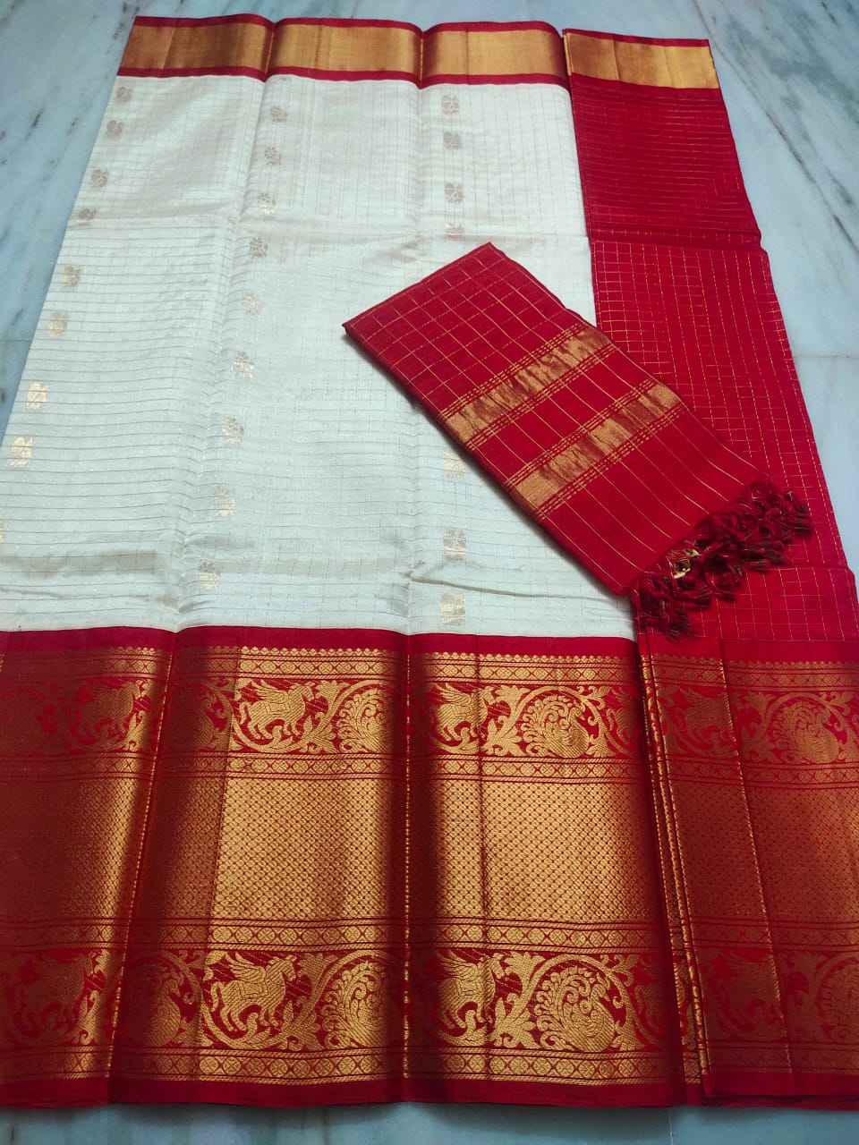 Mangalagiri Pure Handloom Orginal Kuppatam Pattu Silk Cotton Lehenga Material