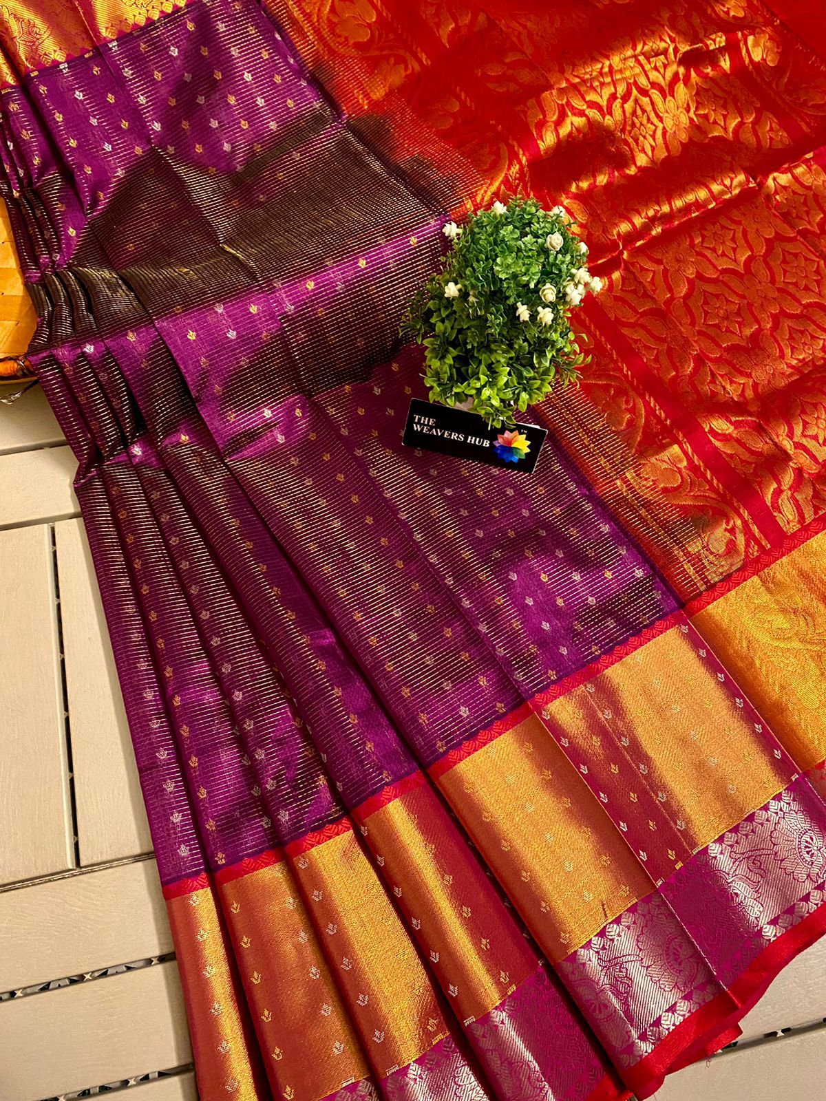 Mangalagiri pure kuppatam pattu kanchi border butta work saree