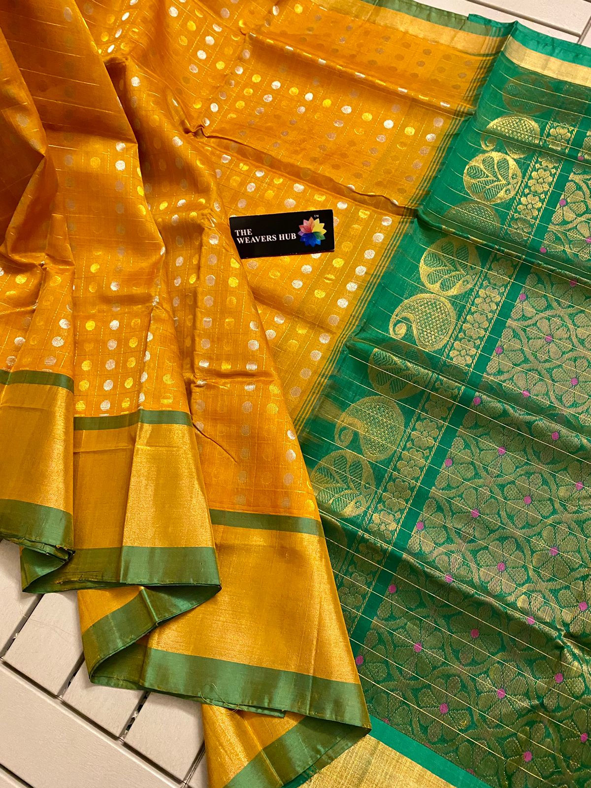 Handwoven Kuppadam Pattu Saree