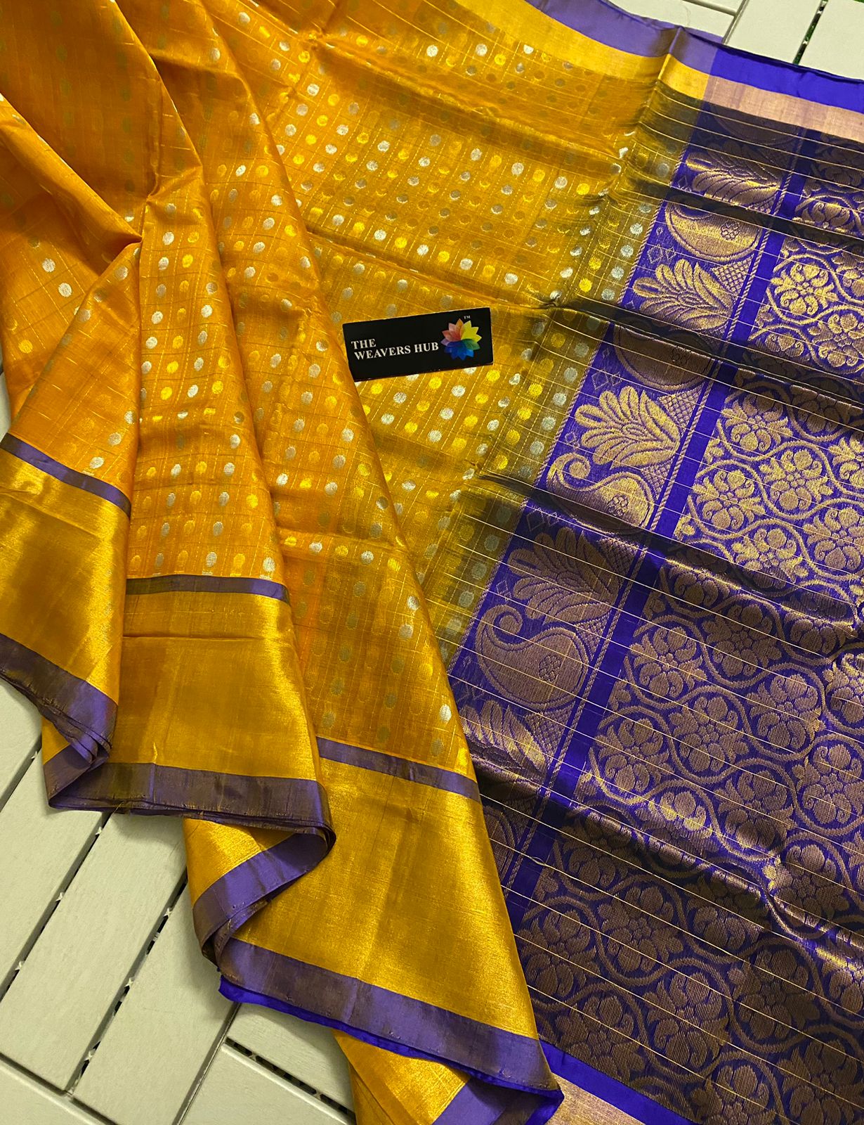 Handwoven Kuppadam Pattu Saree