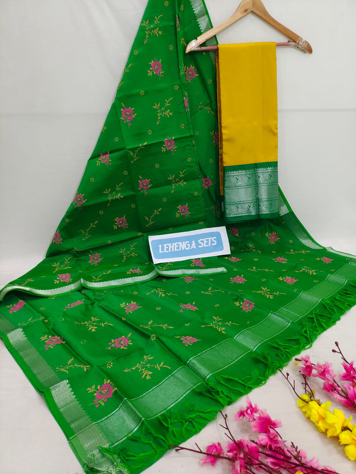 Mangalgiri pattu kanchi design border half saree material