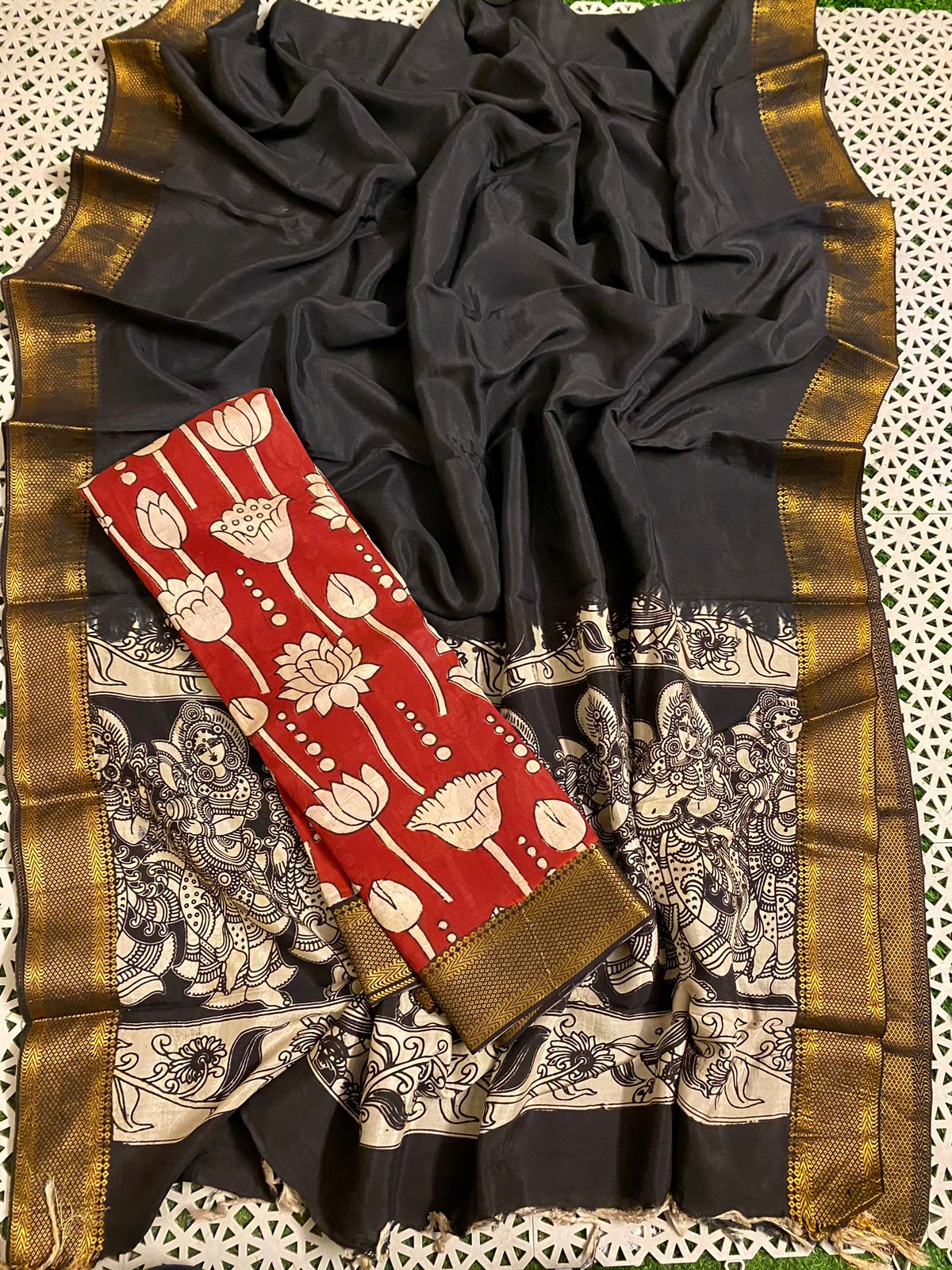 Mangalgiri pattu lehenga material
