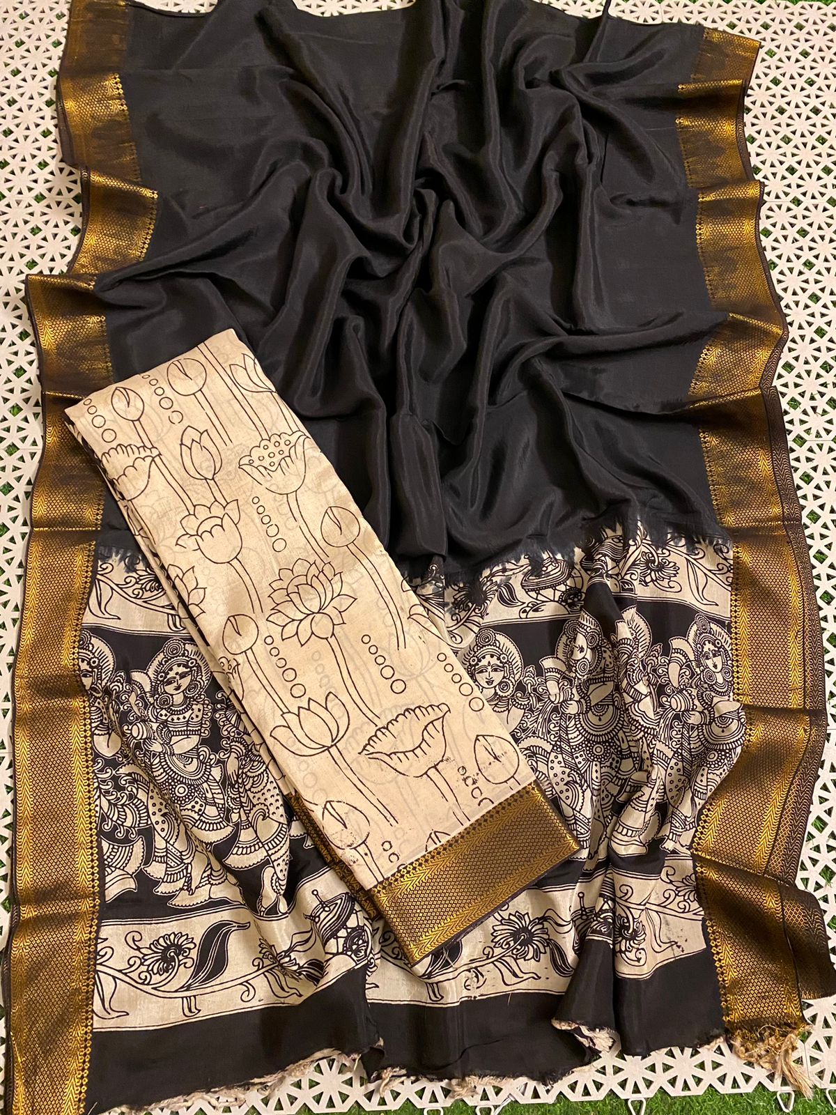 Mangalgiri pattu lehenga material