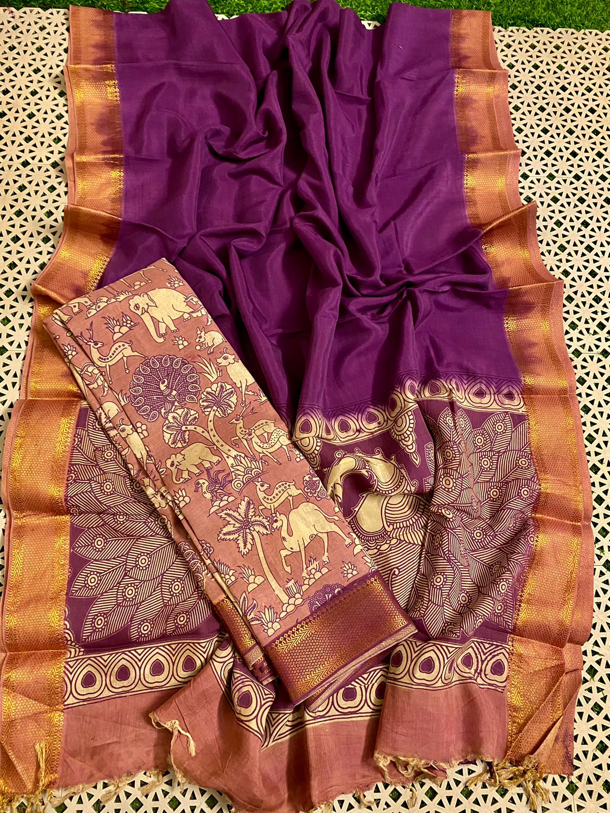 Mangalgiri pattu lehenga material