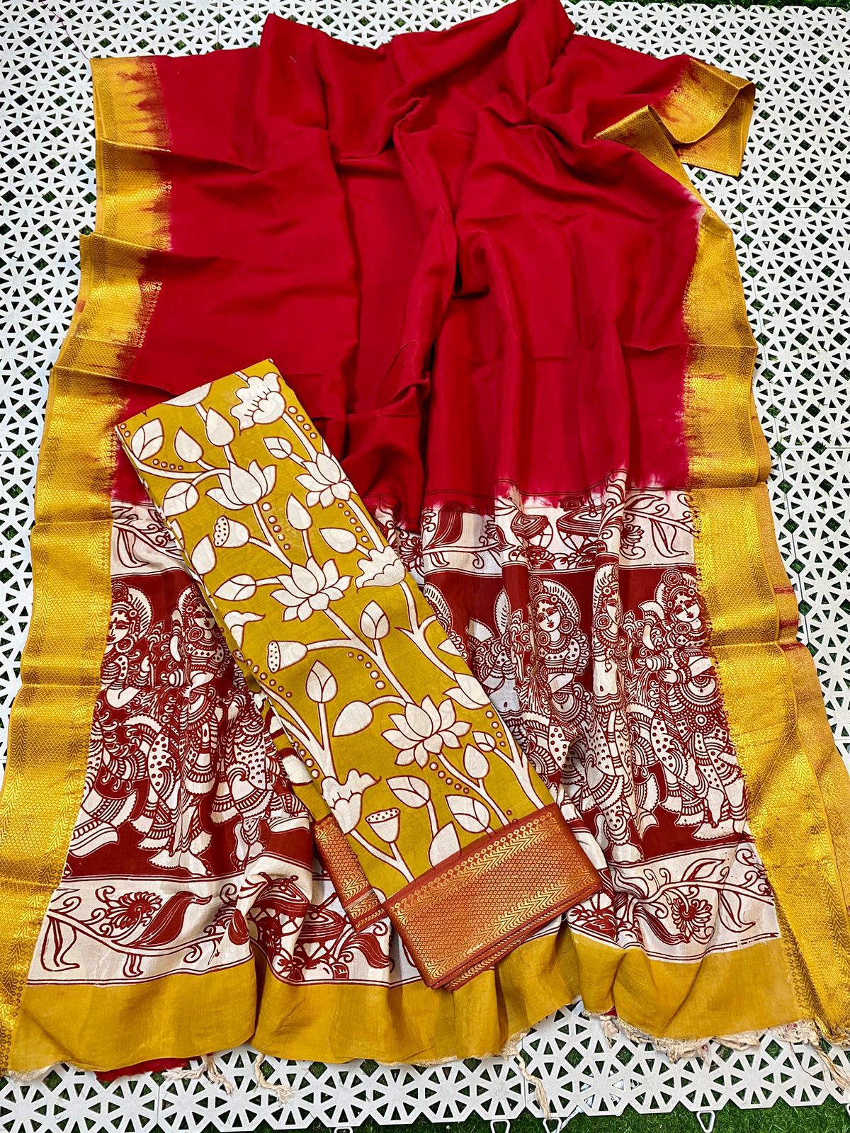 Mangalgiri pattu lehenga material