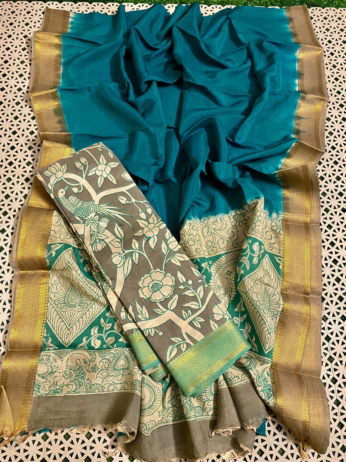 Mangalgiri pattu lehenga material