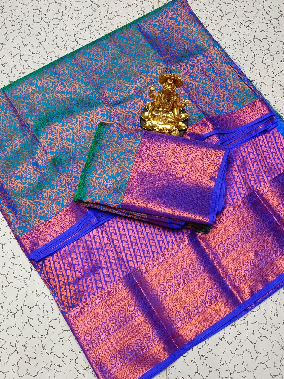 Mayil Pattu Silk Saree