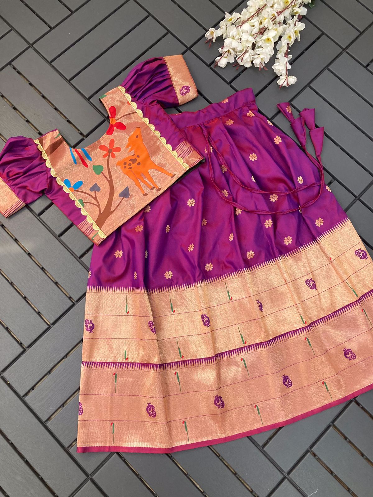 Muniyab Paithani Blended Silk Paavadai Sattai