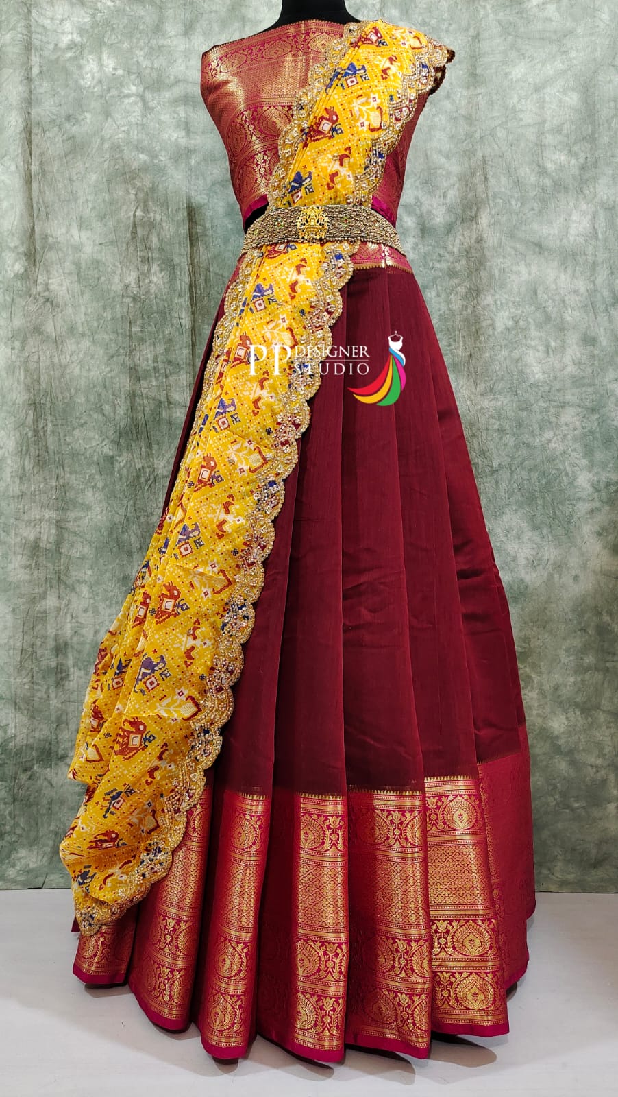 A Simple Guide To Storing And Preserving Kanchipuram Sarees | KALKI Fashion  Blogs