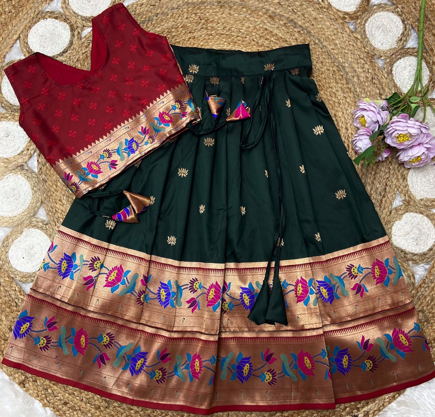 Paithani Semi Silk Pavadai Sattai