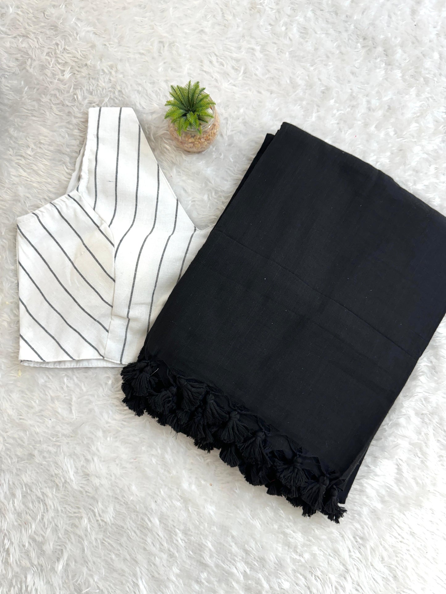 Pure Black Colour Cotton Saree