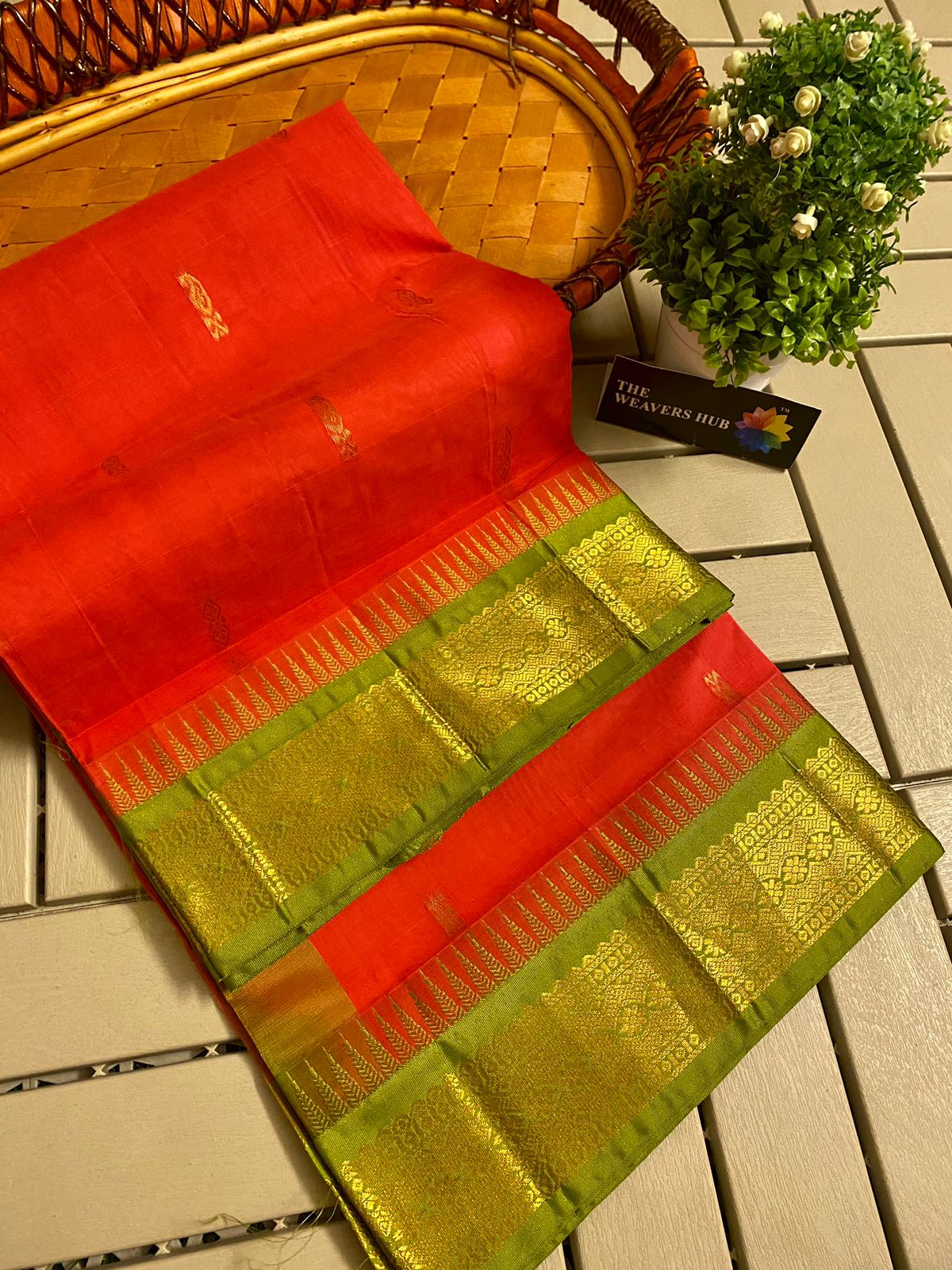 Pure Handloom Gadwal Cotton Saree