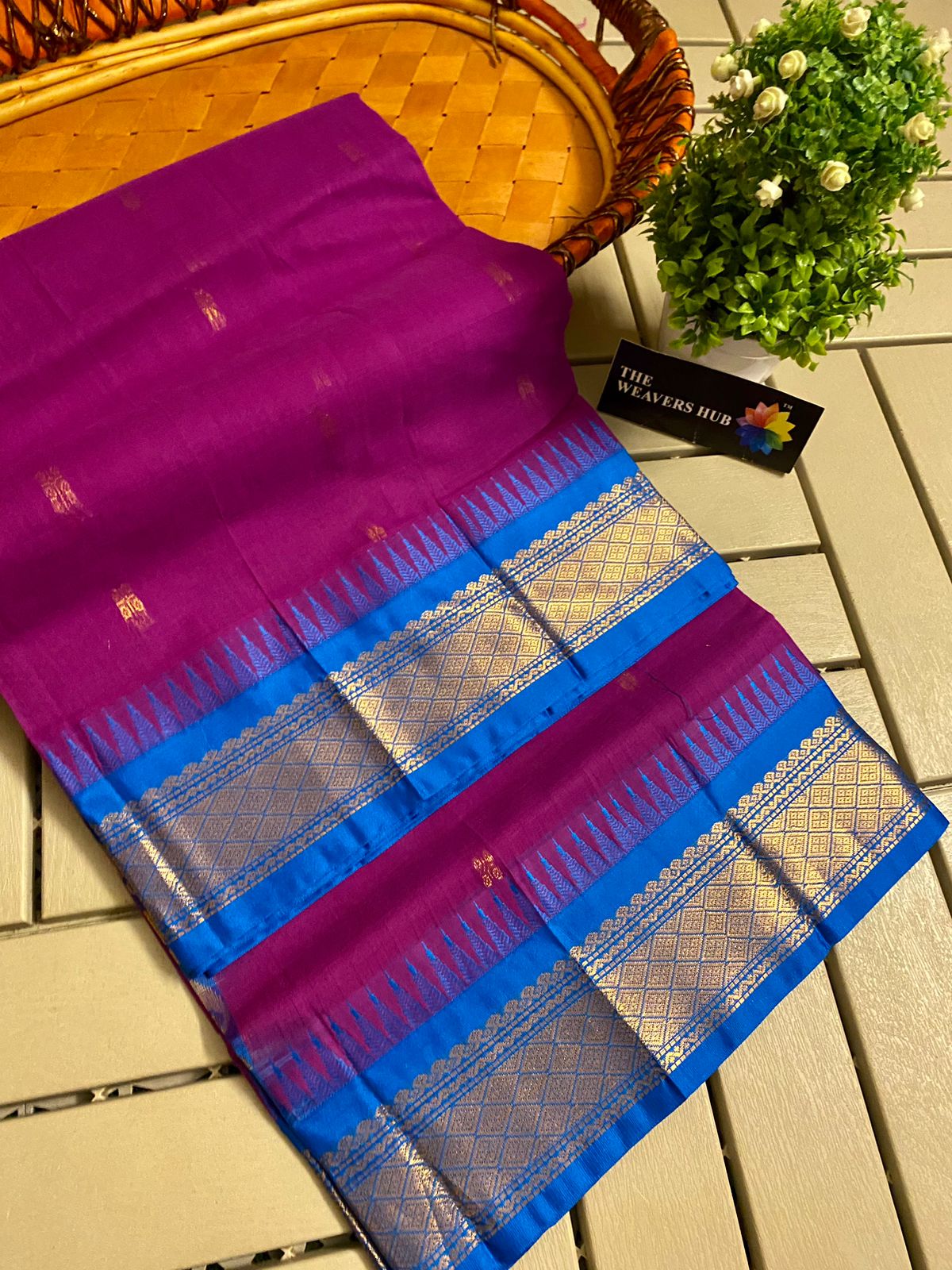 Pure Handloom Gadwal Cotton Saree