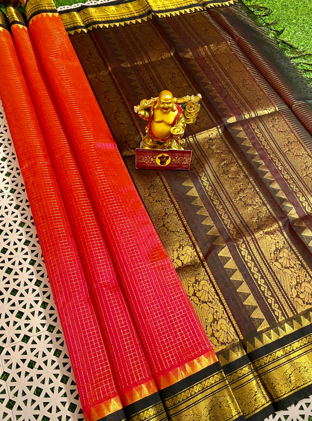 Pure Handloom Gadwal Korvai Pattu Saree